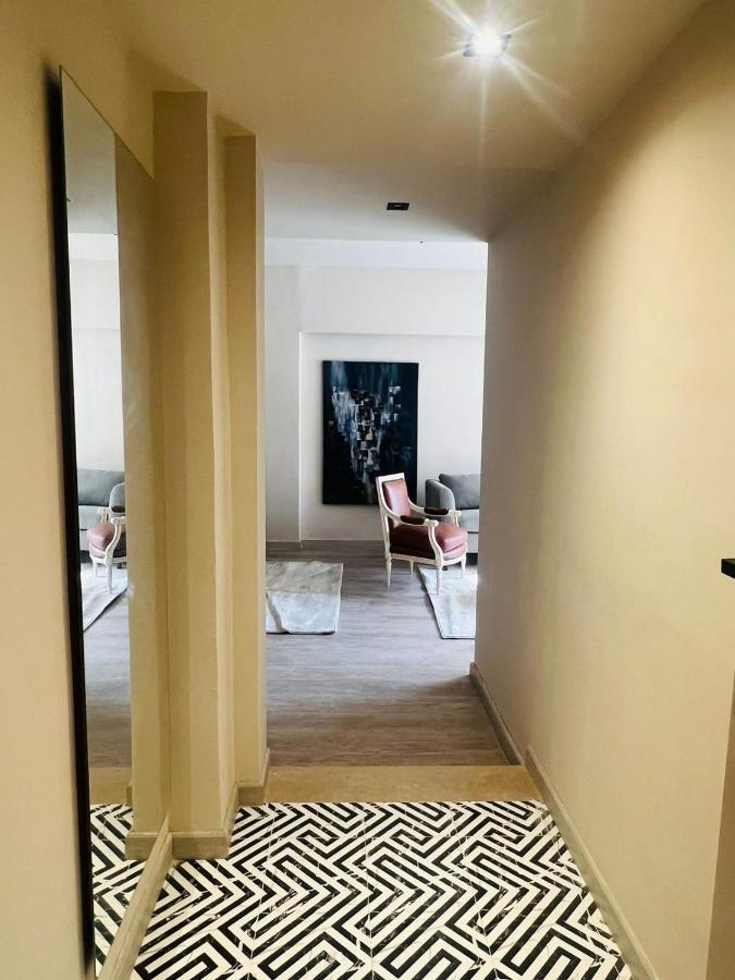 Unique 2 Bed 7 Cairo